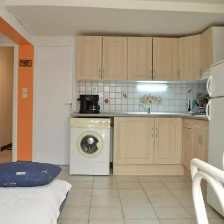 Apartment Fleury-saint-pierre-la-mer, 4 Pieces, 6 Personnes - Fr-1-229d-658